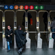 Image for article titled Coronavirus Is Delaying MTA's Completion of Contactless Subway Payments